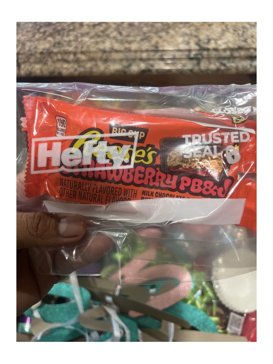 Reese's Big Cup Strawberry